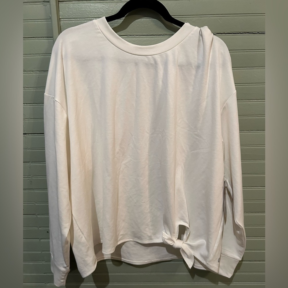NWT Avia Women's Stylish Workout White Sweatshirt Size XXL
